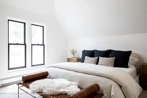 125 W Main Street, Aspen, CO 81611 — photo 27