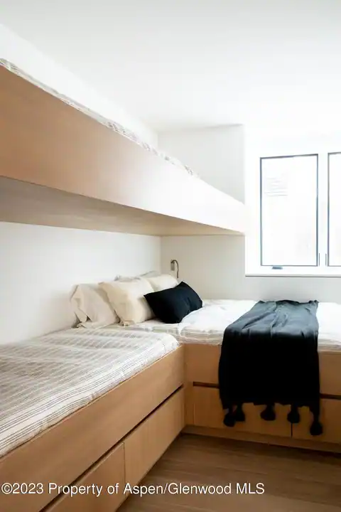125 W Main Street, Aspen, CO 81611 — photo 40