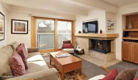 901 E Hyman Avenue #13, Aspen, CO 81611 — photo 2