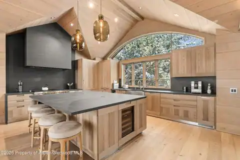 821 E Cooper Avenue, Aspen, CO 81611 — photo 2