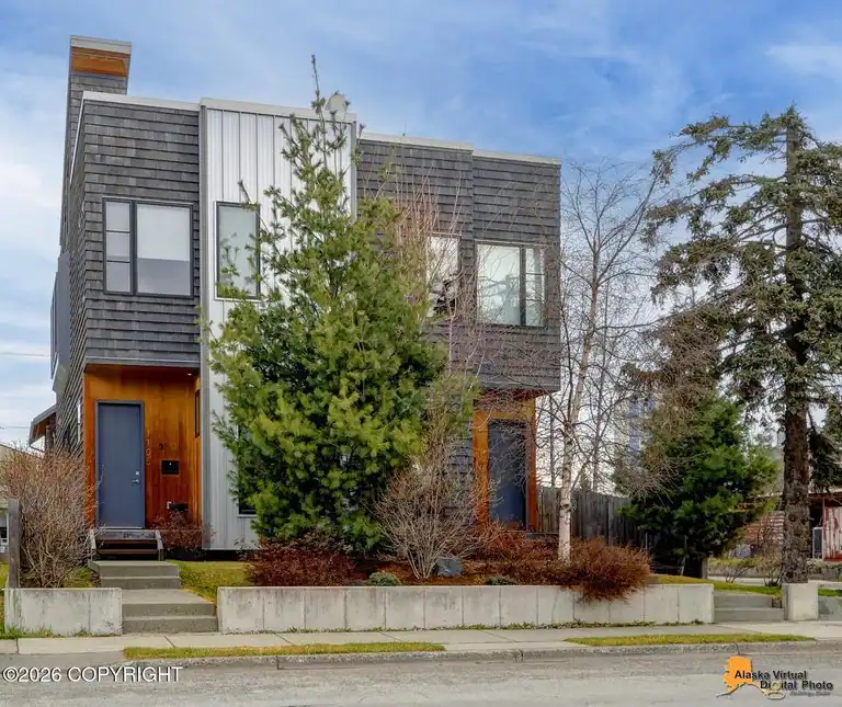 1105 W 11th Avenue, Anchorage, AK 99501