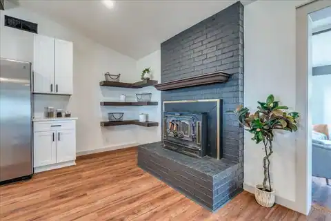 1102 N Austin Avenue, Georgetown, TX 78626 — photo 15
