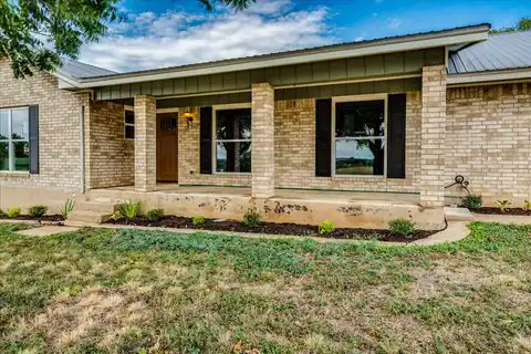 1102 N Austin Avenue, Georgetown, TX 78626 — photo 2