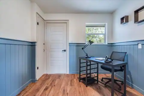1102 N Austin Avenue, Georgetown, TX 78626 — photo 29
