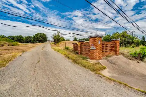 1102 N Austin Avenue, Georgetown, TX 78626 — photo 30