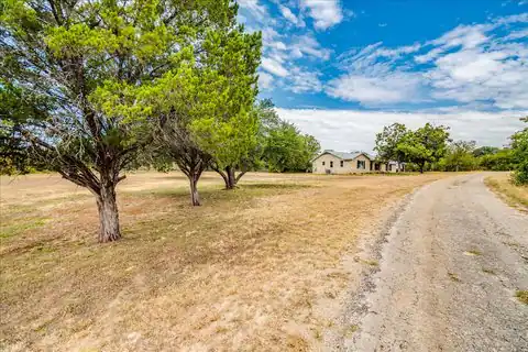 1102 N Austin Avenue, Georgetown, TX 78626 — photo 32