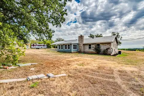 1102 N Austin Avenue, Georgetown, TX 78626 — photo 6
