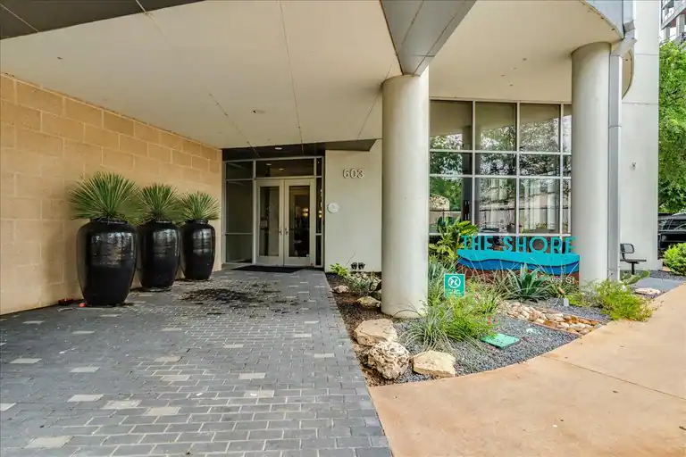 603 Davis Street #1704, Austin, TX 78701