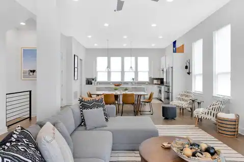 1008 Concordia Avenue, Austin, TX 78705 — photo 19