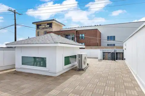 1008 Concordia Avenue, Austin, TX 78705 — photo 30