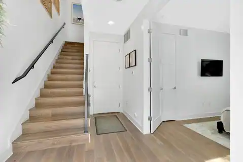1008 Concordia Avenue, Austin, TX 78705 — photo 8