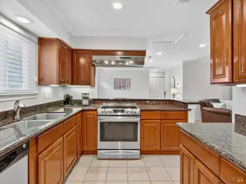 216 Foss Creek Circle #B, Healdsburg, CA 95448 — photo 12