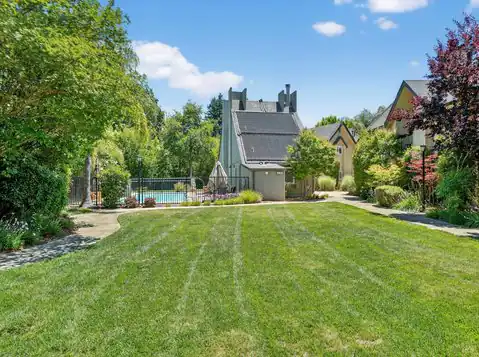216 Foss Creek Circle #B, Healdsburg, CA 95448 — photo 18