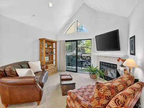 216 Foss Creek Circle #B, Healdsburg, CA 95448 — photo 3