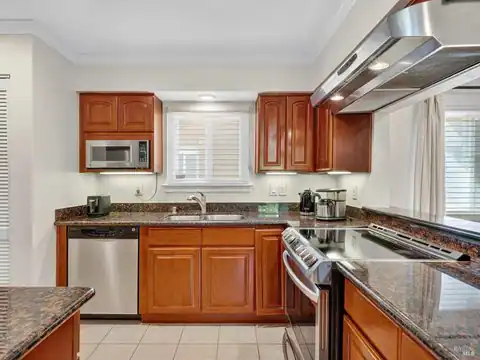 216 Foss Creek Circle #B, Healdsburg, CA 95448 — photo 8