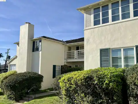 1739 Spruce Street, Berkeley, CA 94709 — photo 13