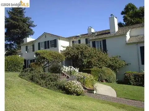 1739 Spruce Street, Berkeley, CA 94709 — photo 41