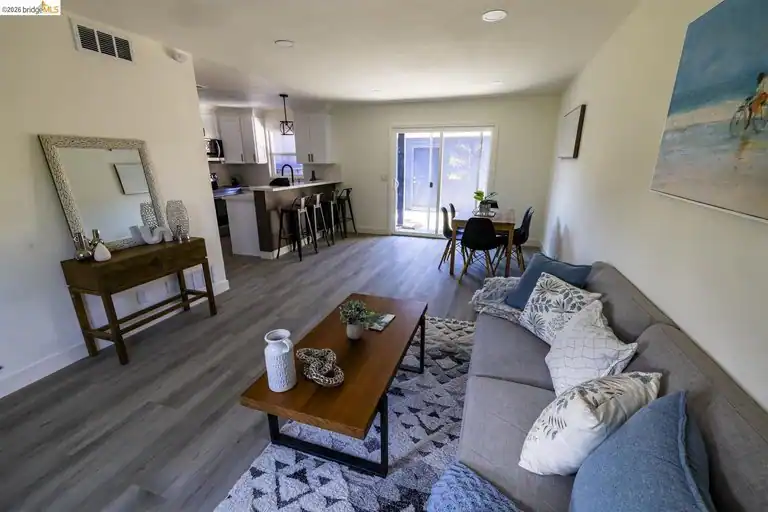 140 El Capitan LN, Antioch, CA 94509