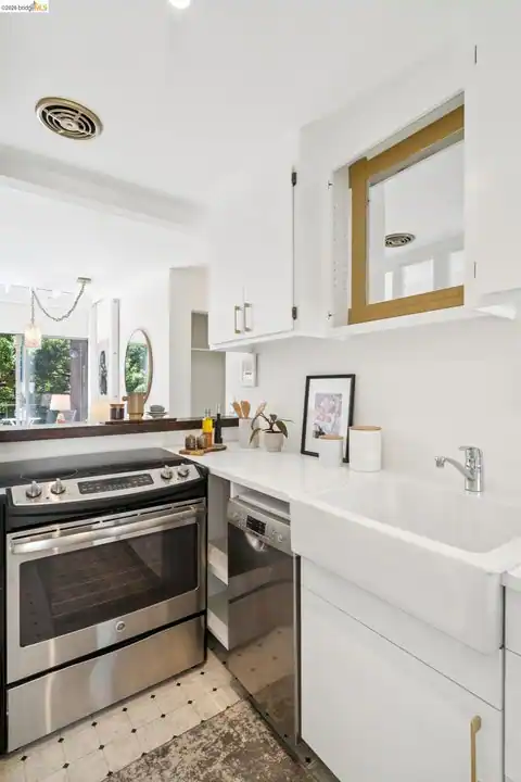 3751 Harrison St #200, Oakland, CA 94611 — photo 15