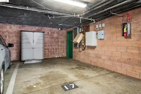3751 Harrison St #200, Oakland, CA 94611 — photo 30