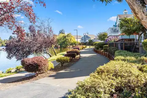116 Shepardson Ln, Alameda, CA 94502 — photo 27
