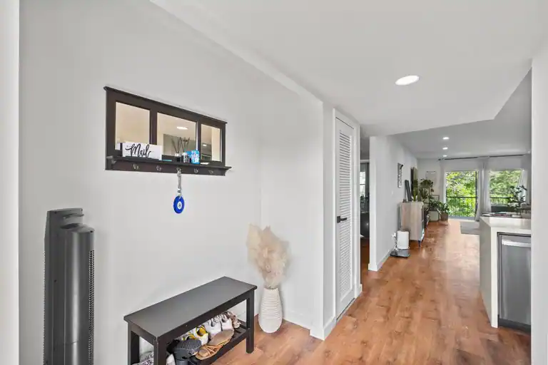 6361 N Falls Cir Drive #305, Lauderhill, FL 33319