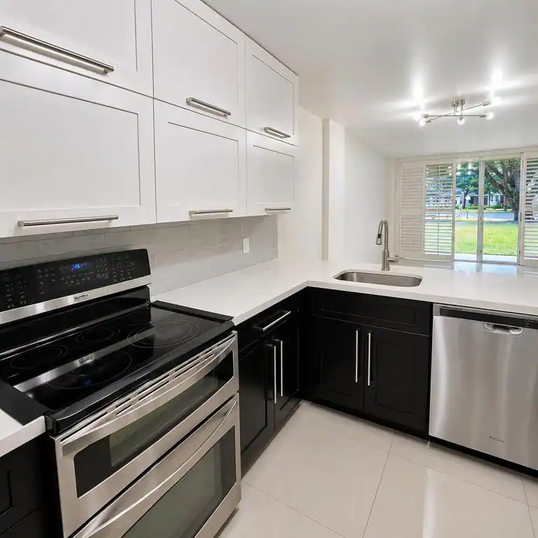 117 ROYAL PARK Drive #1H, Oakland Park, FL 33309