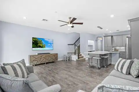 5430 SE MOSELEY Drive, Stuart, FL 34997 — photo 10