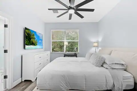 5430 SE MOSELEY Drive, Stuart, FL 34997 — photo 16