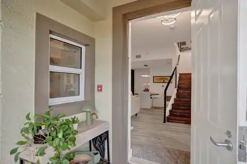 2633 NE 14th Avenue #103, Wilton Manors, FL 33334 — photo 17