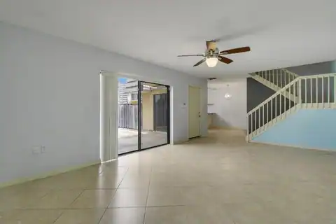 2218 22nd Way, West Palm Beach, FL 33407 — photo 2