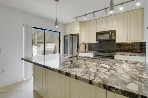 2218 22nd Way, West Palm Beach, FL 33407 — photo 28