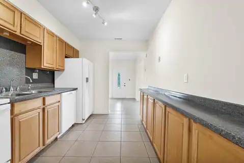261 NE 45th Street, Oakland Park, FL 33334 — photo 18
