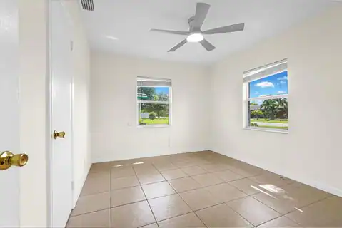 261 NE 45th Street, Oakland Park, FL 33334 — photo 28