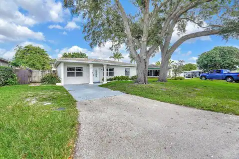 261 NE 45th Street, Oakland Park, FL 33334 — photo 47