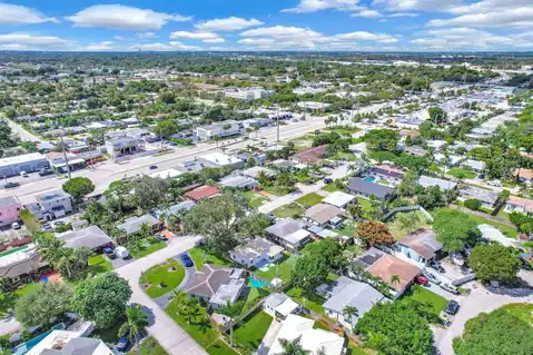 261 NE 45th Street, Oakland Park, FL 33334 — photo 55