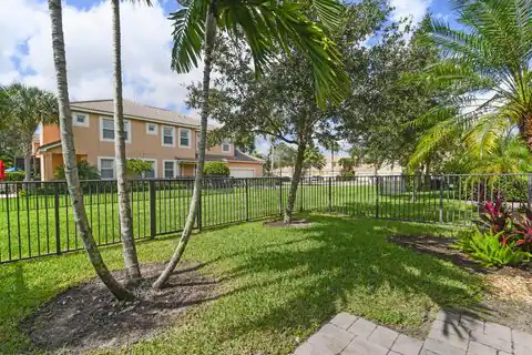 4644 Cadiz Circle, Palm Beach Gardens, FL 33418 — photo 36