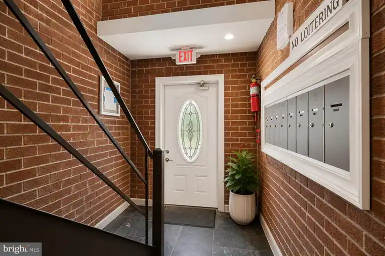 4820 C STREET SE #103, WASHINGTON, DC 20019