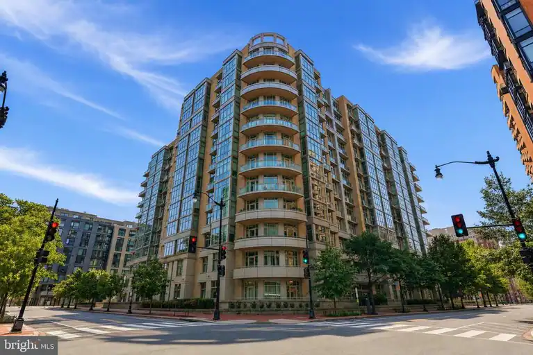 811 4TH NW #1012, WASHINGTON, DC 20001