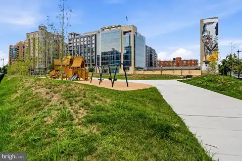811 4TH STREET NW #908, WASHINGTON, DC 20001 — photo 29