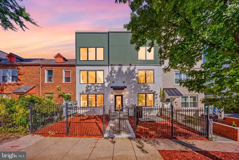 1013 17TH PLACE NE #2, WASHINGTON, DC 20002