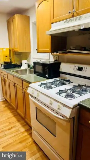 2005 FLEET STREET, BALTIMORE, MD 21231 — photo 15