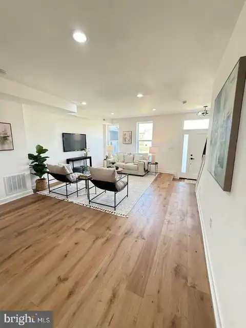 3435 DUPONT AVENUE, BALTIMORE, MD 21215 — photo 10