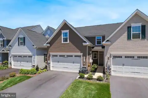 5311 CRAPE MYRTLE DRIVE, FREDERICK, MD 21703 — photo 2