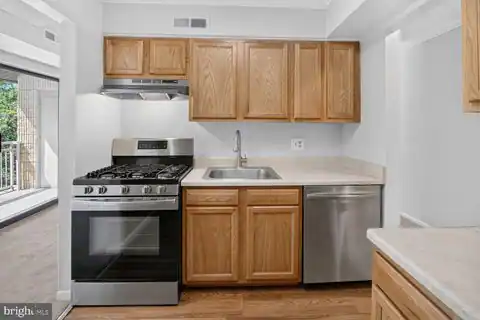 5915 TAMAR DRIVE #11, COLUMBIA, MD 21045 — photo 8
