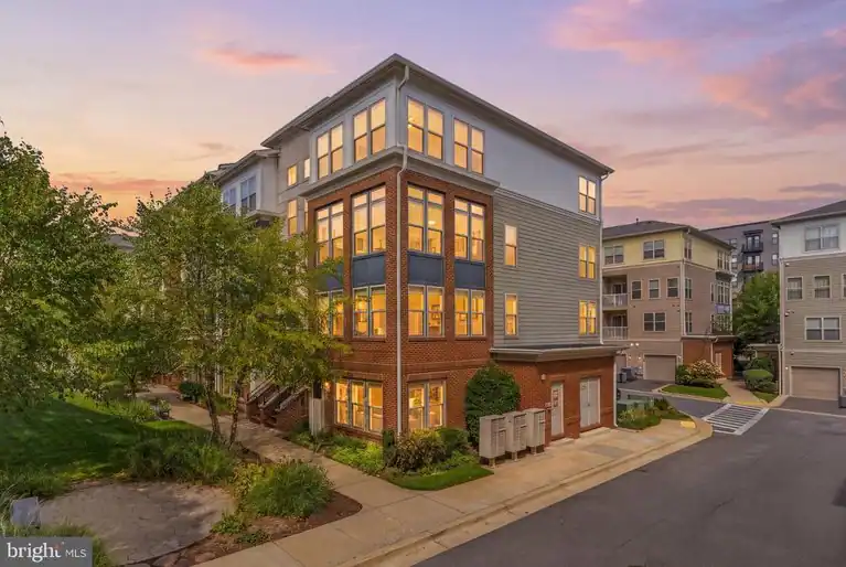 123 COPLEY CIRCLE #35-A, GAITHERSBURG, MD 20878