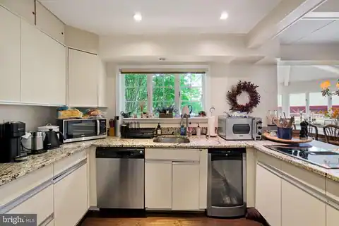 10600 RED BARN LANE #A, POTOMAC, MD 20854 — photo 15