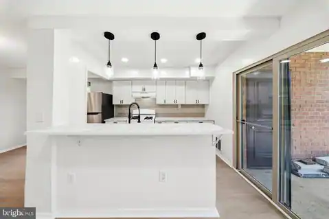 2202 GREENERY LANE #301-22, SILVER SPRING, MD 20906 — photo 4