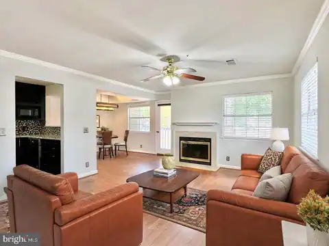 5716 CHAPMAN MILL DRIVE #200, ROCKVILLE, MD 20852 — photo 10