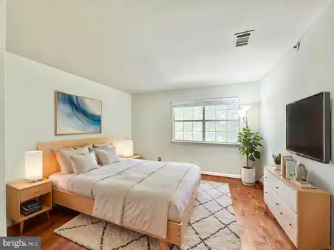 5716 CHAPMAN MILL DRIVE #200, ROCKVILLE, MD 20852 — photo 16